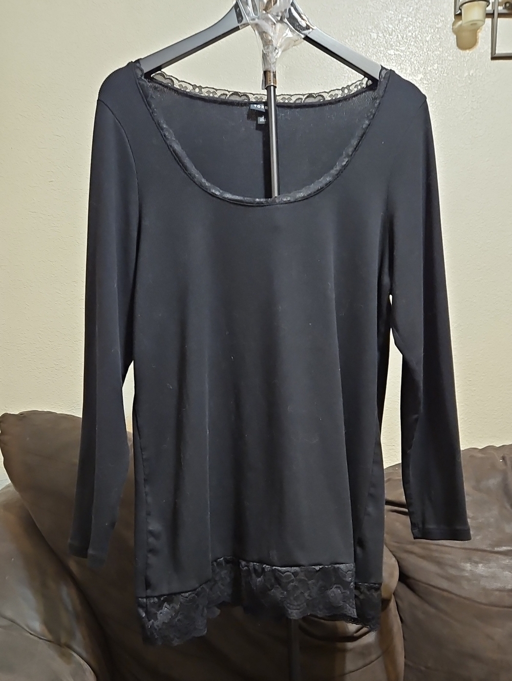 torrid Black Scoop Neck Long Sleeve Top with Lace Trim